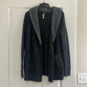 Grey knit cardigan with Sherpa collar